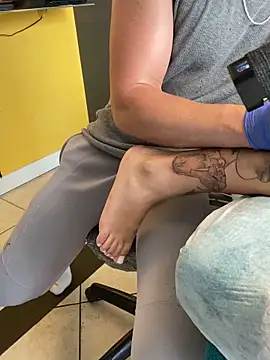 Snapshot of MachineDien chatting on 02/26/25, 08:22 MachineDien online show from 02/26/25, 08:22