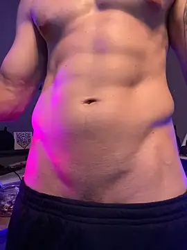 Snapshot of MachineDien chatting on 10/18/25, 11:16 MachineDien online show from 10/18/25, 11:16