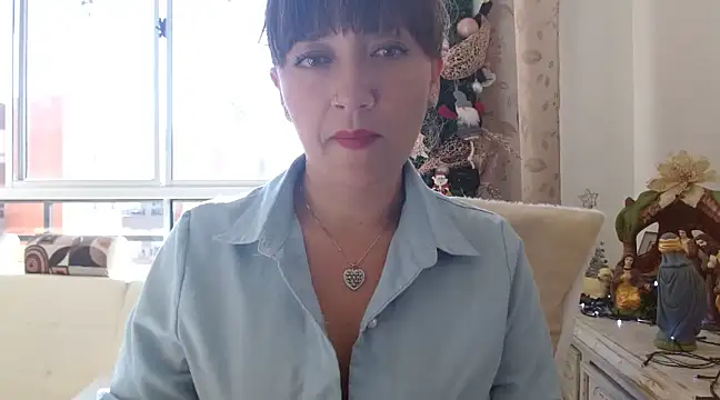 Snapshot of tata_laima__ chatting on 12/04/24, 01:09 tata laima online show from 12/04/24, 01:09