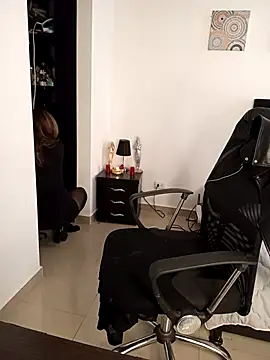 Snapshot of tata_laima__ chatting on 01/20/25, 05:16 tata laima online show from 01/20/25, 05:16