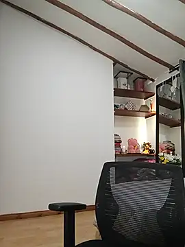 Snapshot of tata_laima__ chatting on 07/10/26, 01:58 tata laima online show from 07/10/26, 01:58