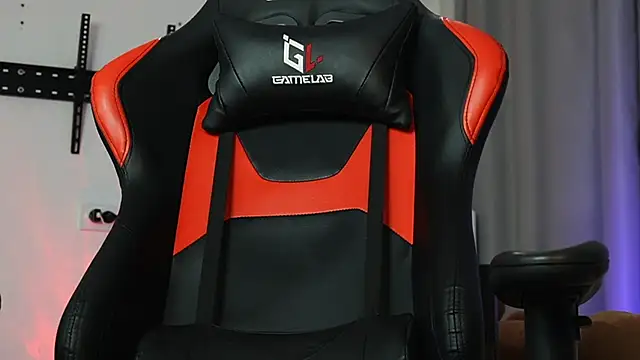 danielkraigforu online show from 02/25/25, 04:24