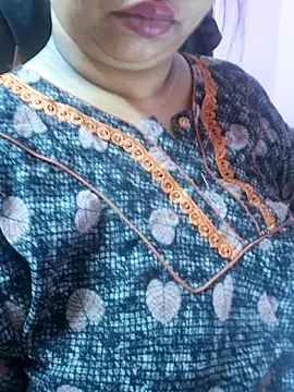 Snapshot of Ravina_patil1 chatting on 09/09/25, 08:41 Ravina patil1 online show from 09/09/25, 08:41