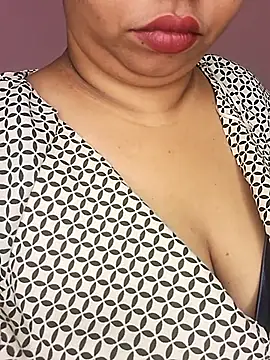 Ravina patil1 online show from 03/26/26, 08:09