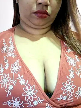 Ravina patil1 online show from 07/07/26, 06:47