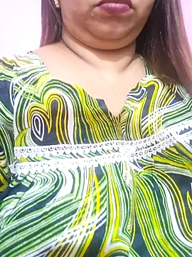 Ravina patil1 online show from 07/20/26, 11:01
