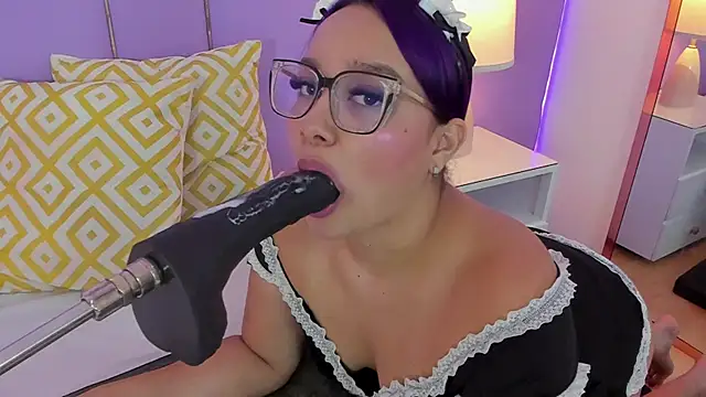 SophyRuiz  online show from 04/03/26, 11:52