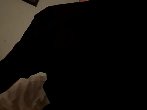 Snapshot of FetishFATALE72 chatting on 09/08/25, 11:37 FetishFATALE72 online show from 09/08/25, 11:37