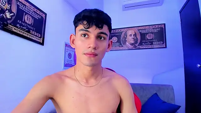 Snapshot of EstebanPerez_ chatting on 01/11/25, 12:07 EstebanPerez online show from 01/11/25, 12:07