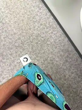 Ben01987 online show from 12/01/25, 04:45