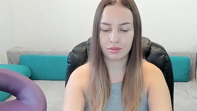 Mia shy1 online show from 01/15/26, 09:03