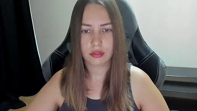 Snapshot of Mia_shy1 chatting on 07/06/26, 04:53 Mia shy1 online show from 07/06/26, 04:53