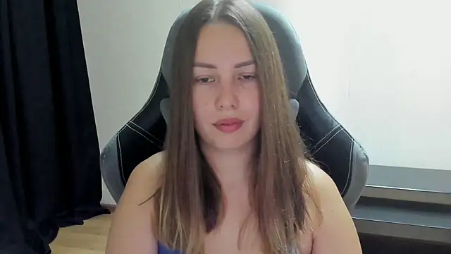 Snapshot of Mia_shy1 chatting on 07/07/26, 04:59 Mia shy1 online show from 07/07/26, 04:59