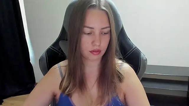 Snapshot of Mia_shy1 chatting on 07/08/26, 04:50 Mia shy1 online show from 07/08/26, 04:50