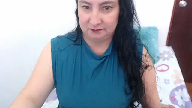 Ashyle online show from 02/15/26, 07:21