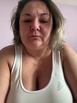 MikyVesela online show from 11/01/25, 08:05