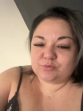 MikyVesela online show from 02/19/26, 08:32