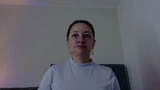 Snapshot of ArtesanaMK chatting on 06/05/26, 05:18 ArtesanaMK online show from 06/05/26, 05:18