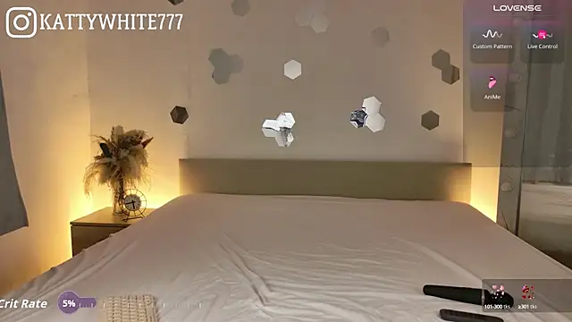 -KATTY- online show from 10/13/25, 08:53