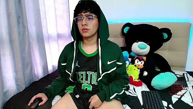  nickconnor01 online show from 12/15/24, 10:04