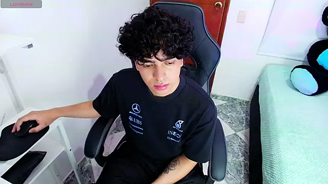  nickconnor01 online show from 03/15/25, 08:10