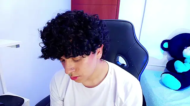  nickconnor01 online show from 03/16/25, 10:42