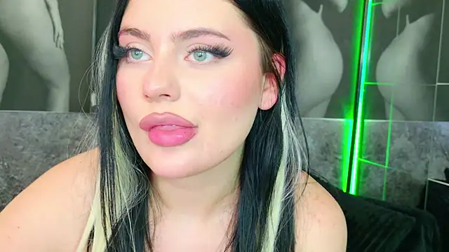 celia chanel online show from 03/14/25, 02:30