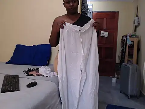 SALTRYHIPS29x online show from 02/21/25, 09:45