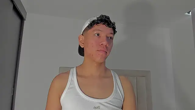 JulianRose 1 online show from 05/28/26, 01:08