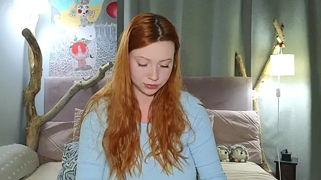 Snapshot of MileyMiller chatting on 05/20/26, 02:56 MileyMiller online show from 05/20/26, 02:56