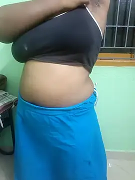 Snapshot of tamil_monasexy chatting on 12/20/24, 10:32 tamil monasexy online show from 12/20/24, 10:32