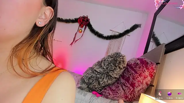 Eyleen 24 online show from 12/17/24, 10:22