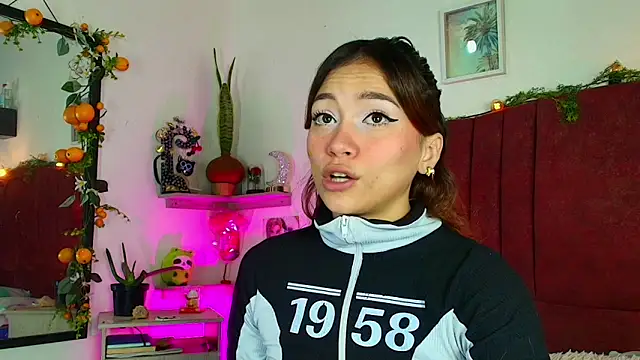 alisson zafiro  online show from 03/29/26, 03:17