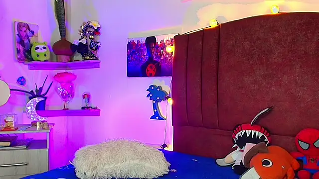 alisson zafiro  online show from 04/09/26, 06:19