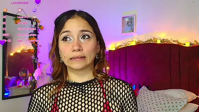 alisson zafiro  online show from 04/19/26, 03:28