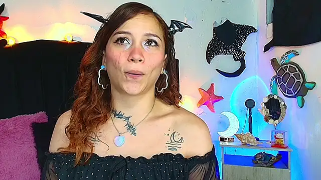 Snapshot of alisson_zafiro_ chatting on 07/17/26, 08:54 alisson zafiro online show from 07/17/26, 08:54