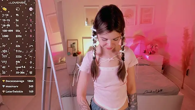 Lil Amelie online show from 02/03/25, 05:24