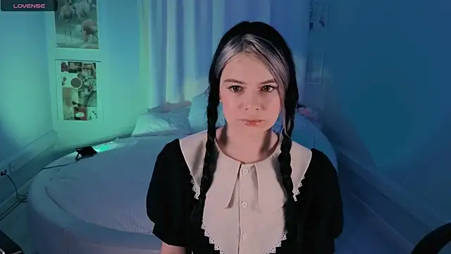 Lil Amelie online show from 10/14/25, 07:31