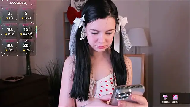 Lil Amelie online show from 01/09/26, 01:58