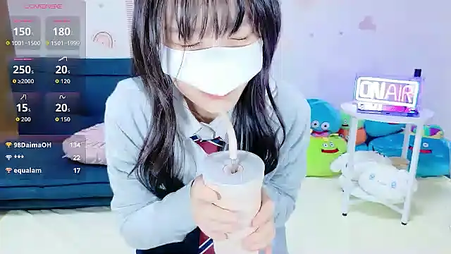 Snapshot of _Iroha_99 chatting on 09/23/25, 09:23 Iroha 99 online show from 09/23/25, 09:23