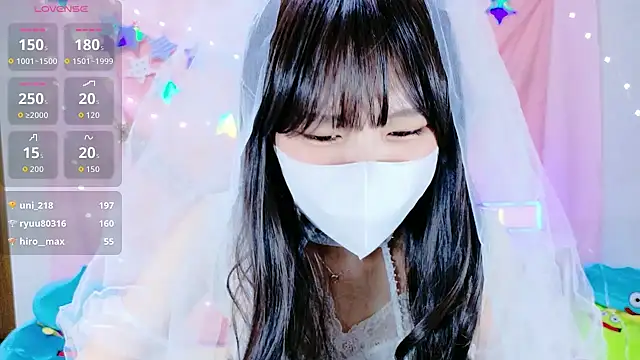 Snapshot of _Iroha_99 chatting on 10/13/25, 02:28 Iroha 99 online show from 10/13/25, 02:28