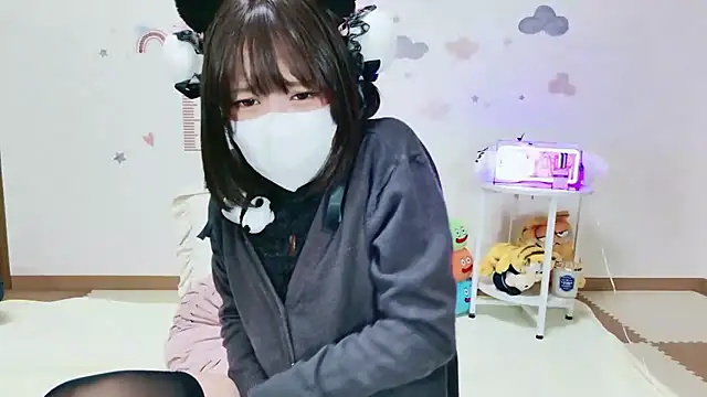  Iroha 99 online show from 04/19/26, 02:27