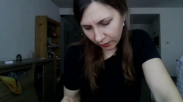 JasmineGlamour online show from 04/06/26, 04:52