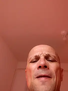 wedge75 online show from 09/19/25, 05:02