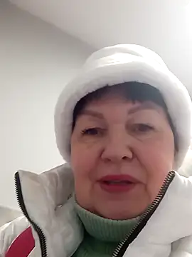 Snapshot of FantasyMichelle chatting on 01/10/25, 08:40 FantasyMichelle online show from 01/10/25, 08:40