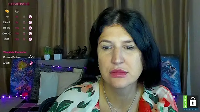 Alianna Solo Kisses online show from 10/17/25, 05:43