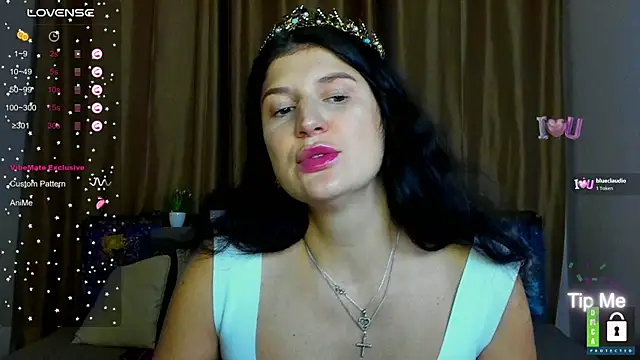 Alianna Solo Kisses online show from 01/06/26, 12:31
