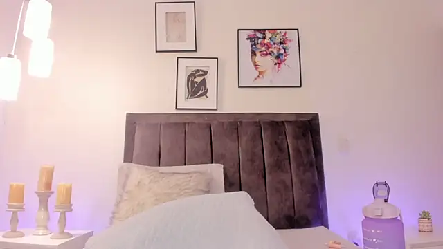 helen mooree online show from 02/06/25, 04:36