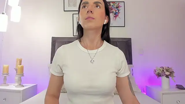 helen mooree online show from 02/25/26, 12:37