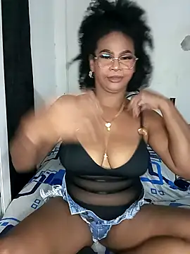 Melanie candy  online show from 01/26/25, 01:20